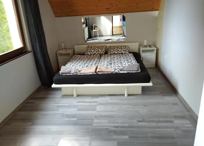 Valeria Vendeghaz * Balatonfoldvar