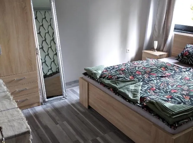 Valeria Vendeghaz Apartment